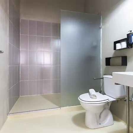 Chiado Prime By Homing بيت ضيافة