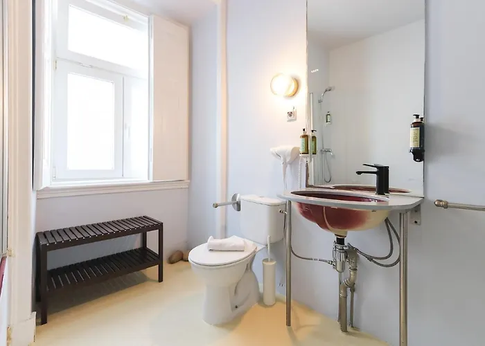 Chiado Prime By Homing بيت ضيافة
