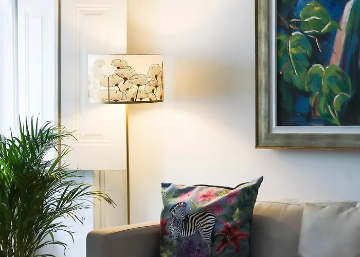 Chiado Prime By Homing بيت ضيافة